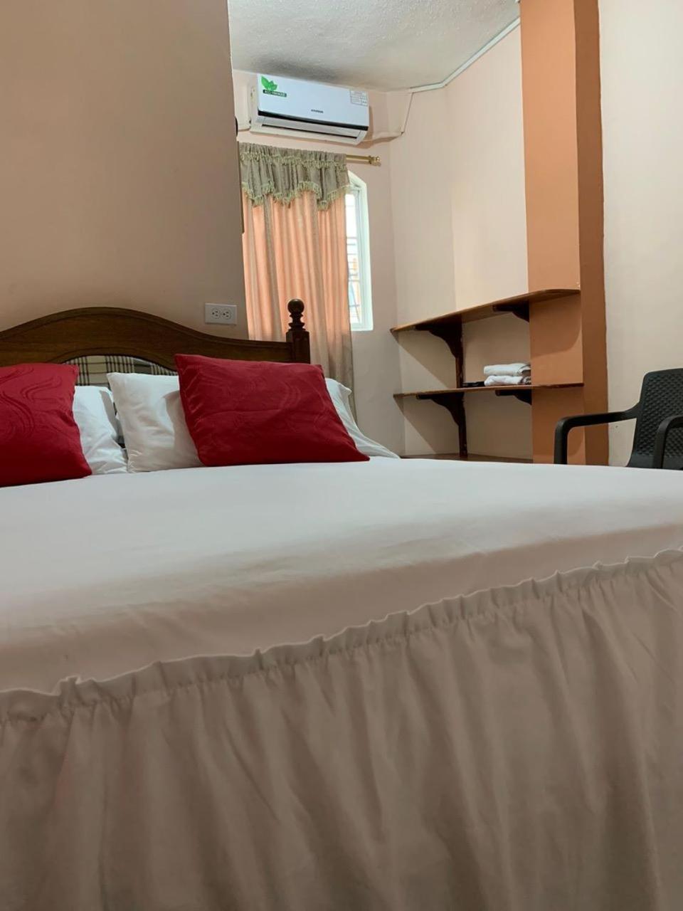 אטאקאמס Hotel La Barca מראה חיצוני תמונה