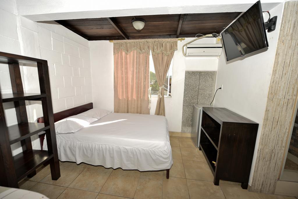 אטאקאמס Hotel La Barca מראה חיצוני תמונה